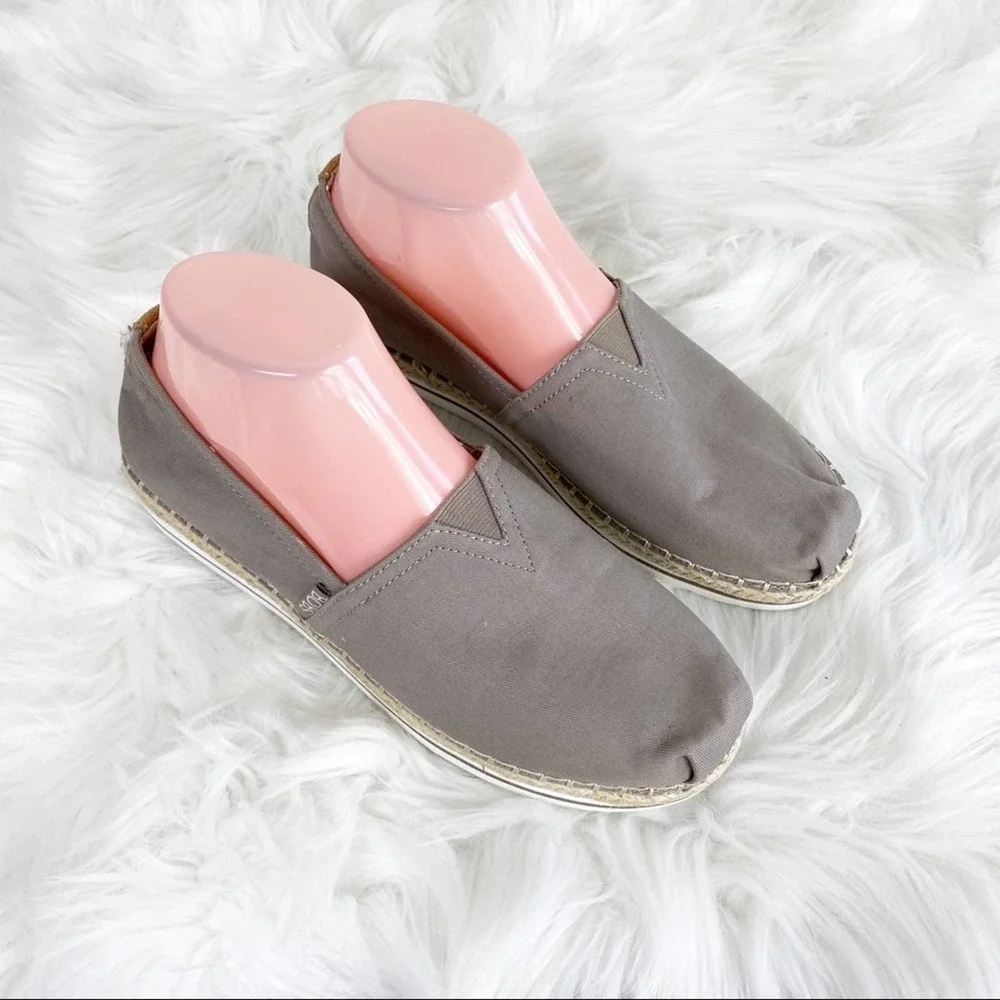 Bobs Skechers memory Foam espadrille sneakers Sz8